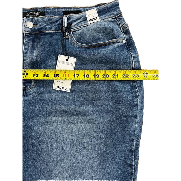 Judy Blue Freedom Y2K Rings Flare Jeans – Ivory Gem 20W A001880 - Picture 8 of 10